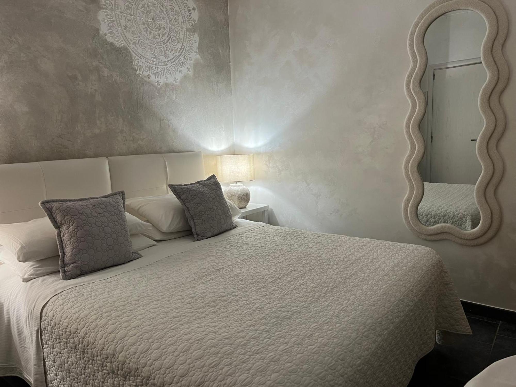 Borgo di Santa Barbara Hotel Santa Domenica  Bagian luar foto