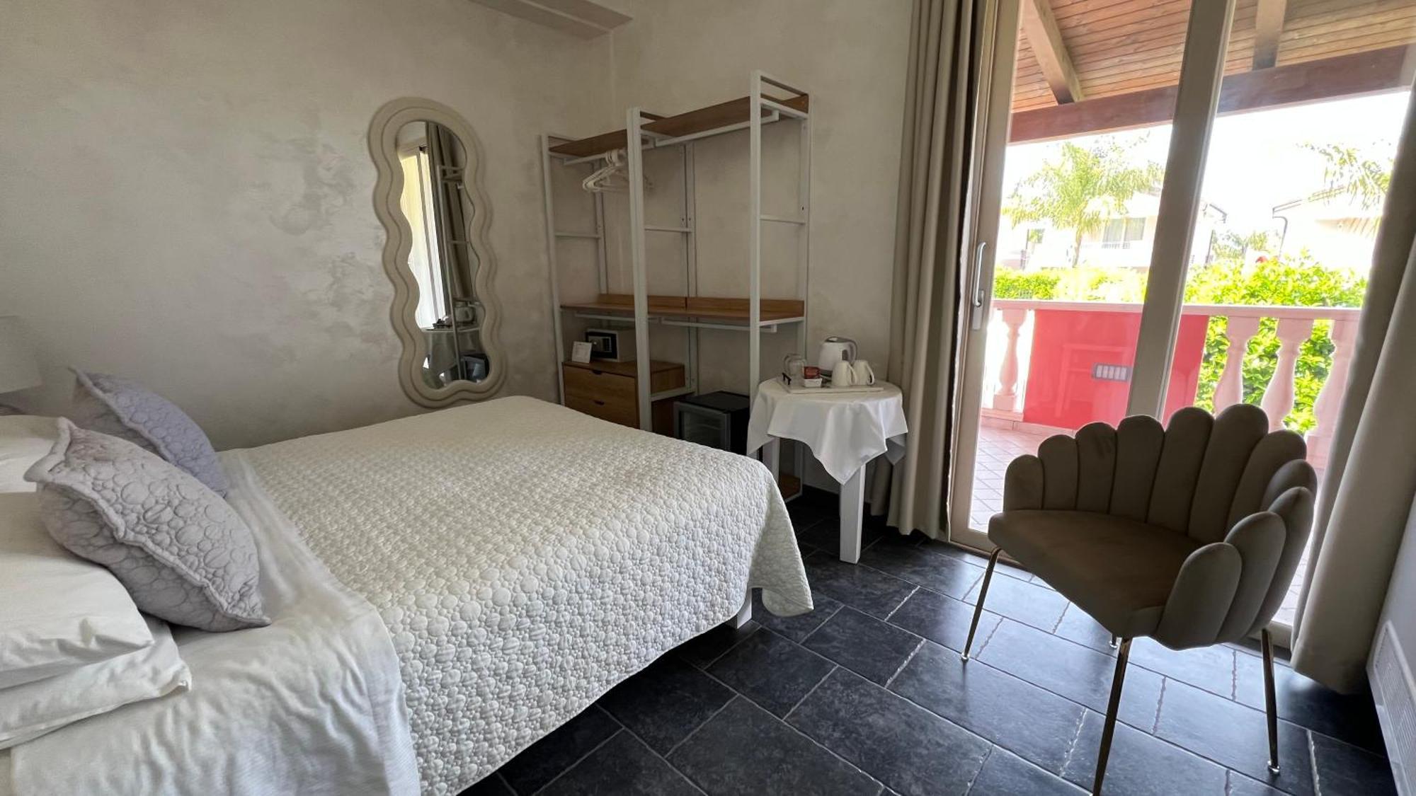 Borgo di Santa Barbara Hotel Santa Domenica  Bagian luar foto